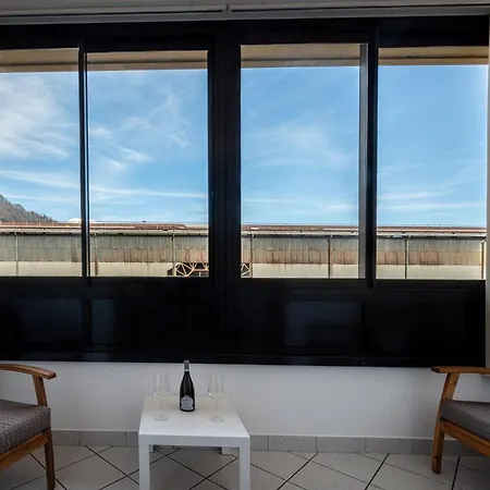 公寓 Three Bedroom - View - Larihome A57 *