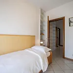 Three Bedroom - View - Larihome A57 Apartman
