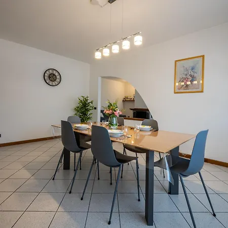 Three Bedroom - View - Larihome A57 *